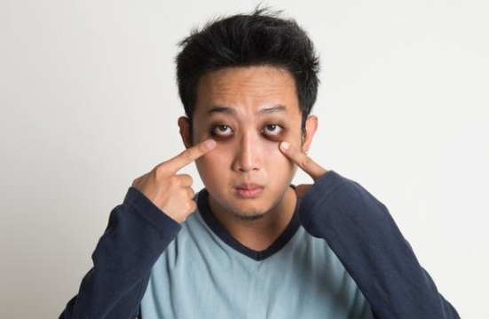 肝脏|体内有癌，肩先知！肩膀若出现这1种异常，或是癌细胞正在“苏醒”