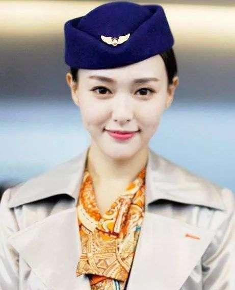 赵丽颖|“千亿女王”赵丽颖，当年竟差点成空姐？