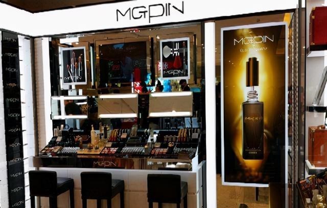 毛戈平|与薇娅合作,国民化妆师毛戈平公司将上市,夫妻两人身家超2亿