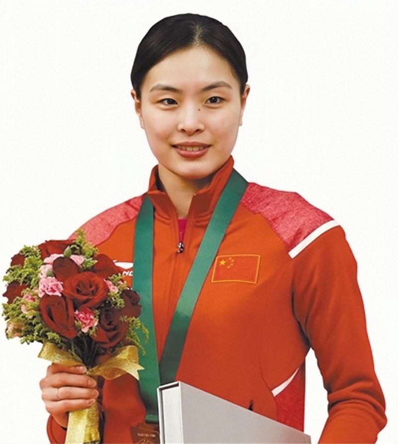 吴敏霞|郭晶晶大婚后对伴娘吴敏霞说：启刚的弟弟看上你了，我想撮合你俩