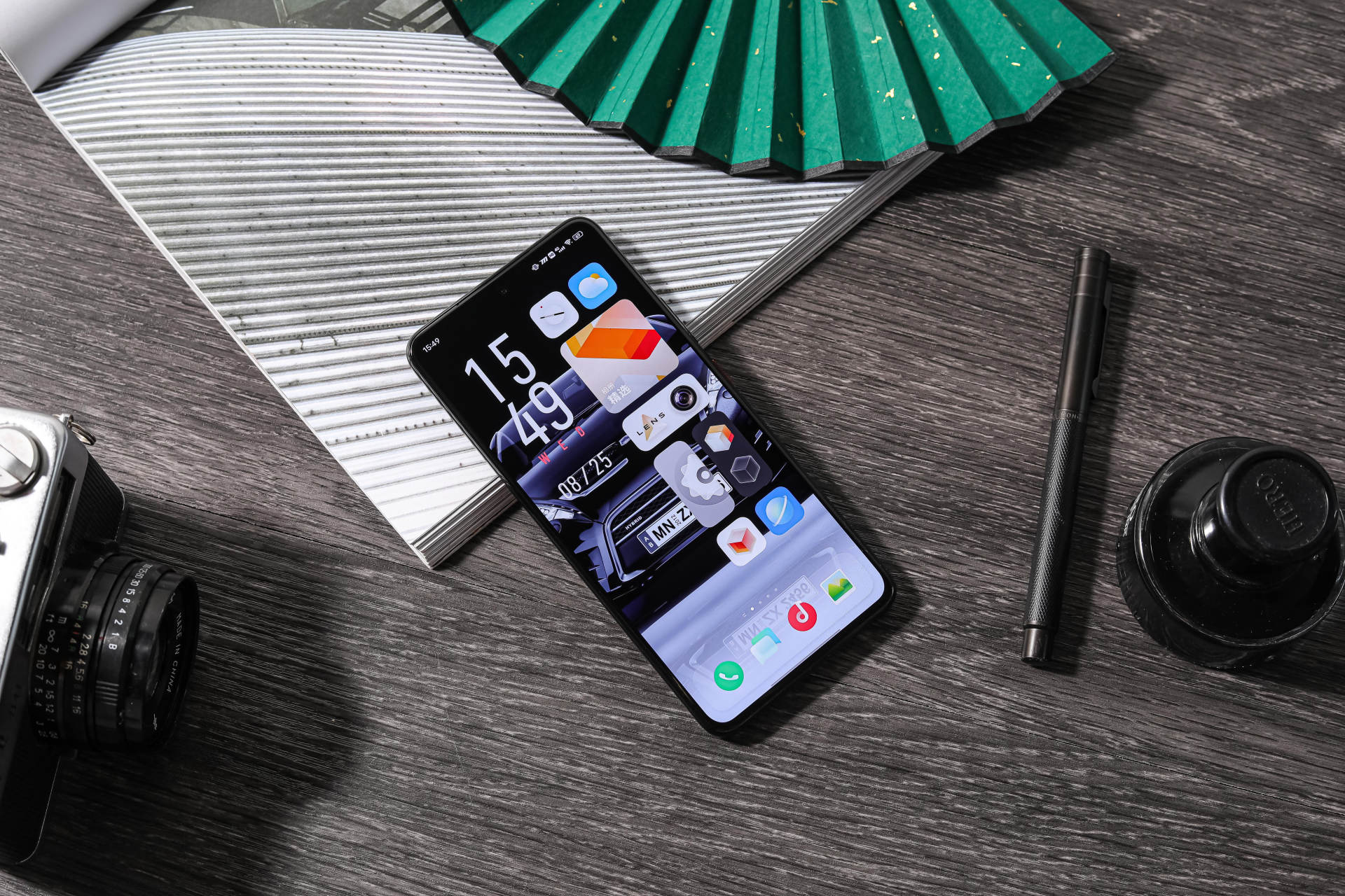 失控玩家|iQOO 8真实上手！性能强悍，游戏表现已达专业级水准