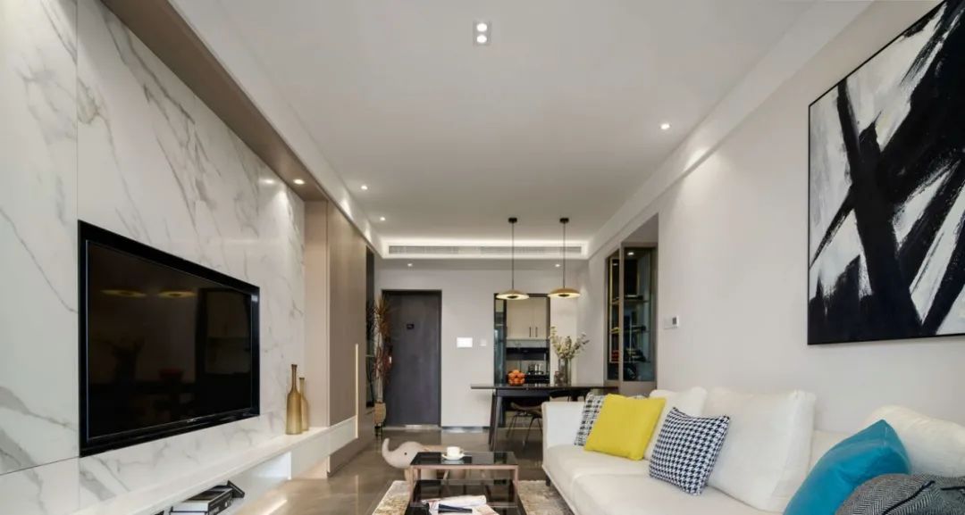 干净又利落！这个90后女生的独居小两房，太让人向往了