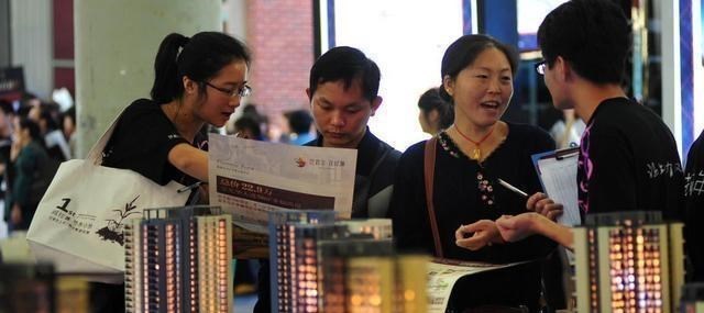 银行 取款新规定来临，今年4月开始执行，关系到每个储蓄用户