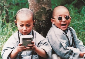 释小龙|释小龙深夜百万豪车出行，夜生活着实丰富，家境被网友扒出