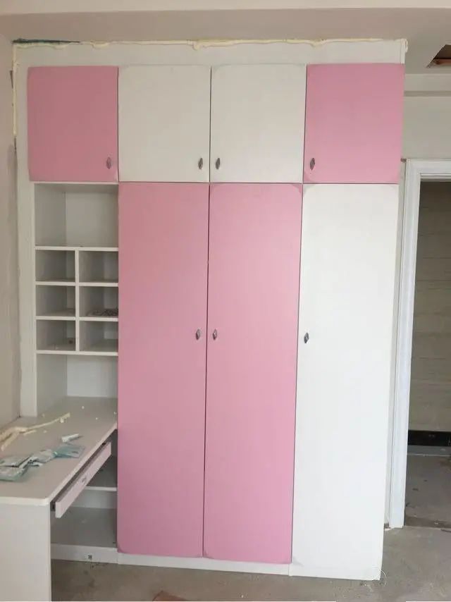 装修时尚家|木工师傅为我家打的柜子和吊顶，包工包料花了8万，大家看值吗？