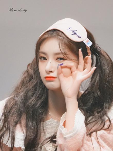 王怡人|Everglow王怡人在韩流不下跪，中国人不行大礼，就要站着把钱挣了