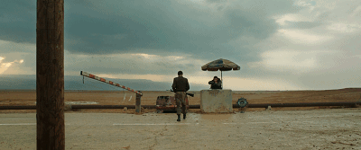 狐步舞|拍得太露骨，这部电影被他们国家的“光殿局”点名了