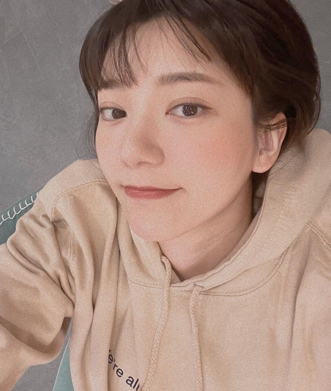 |郭雪芙、王子被爆恋爱说！拍戏接吻CP感十足、IG疑泄证据？