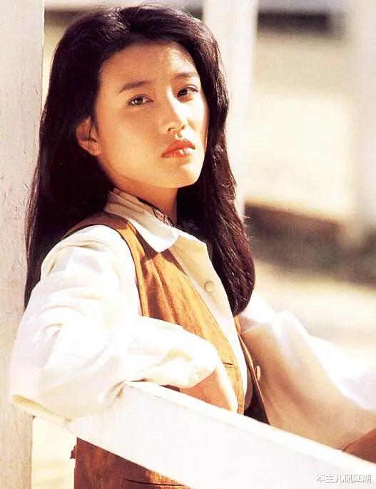 黄日华|《义不容情》过去33年，8位主演现状，有人3婚、有人去世、有人未婚