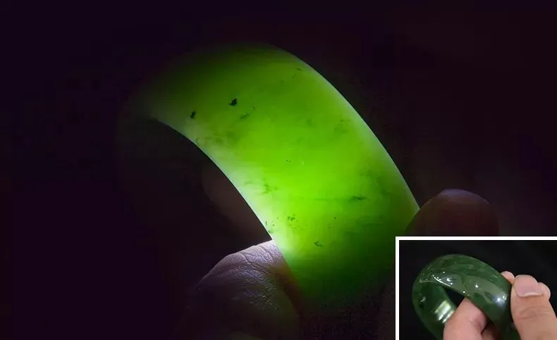 |真玉、假玉灯下有什么区别？