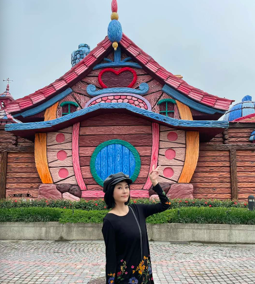 抗癌|46岁女星分享抗癌经历，呼吸困难似行尸走肉，因贫血考虑切除子宫