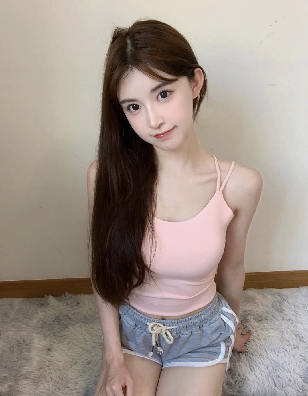 小姐姐 这么阳光明媚的的小姐姐,像不像你的梦中女孩!