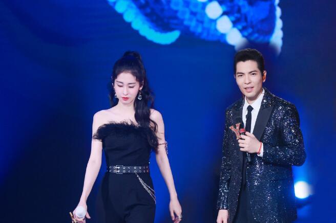 萧敬腾|《闪光的乐队》萧敬腾选择胡宇桐被拒，请注意张碧晨的反应