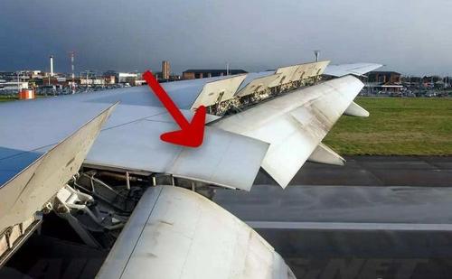 菜菜叶|遭遇死亡螺旋?马航MH370坠机真相解读