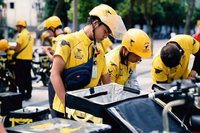 制造业 日媒的一篇报道，揭示出中国制造业短板，月薪1万却招不到人
