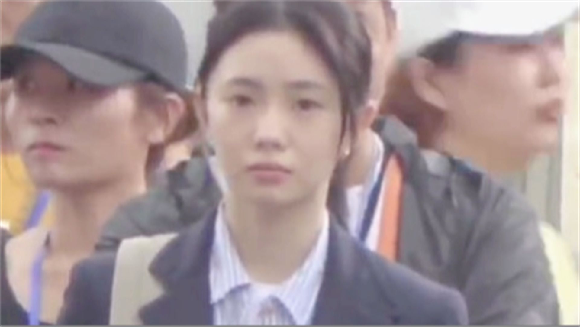 芒果台|新一代“谋女郎”素颜图爆出，完全是判若两人，网友：无法接受！