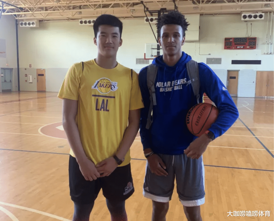 美国队|喜讯！又一中国男篮天才获美国球队邀请，今年8月赴美打球