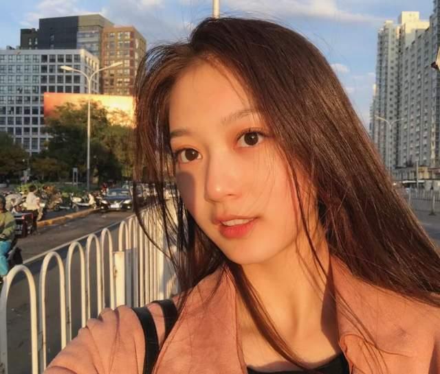 Hi家有小甜椒儿|幸运女孩冯琳，天赋与努力并存，不是所有漂亮女孩都能抓住机会