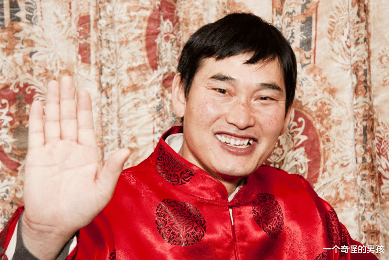 一个奇怪的男孩|大衣哥被十年朋友“陷害”！唱歌之路遇阻，蒋大为能否伸手相助呢？