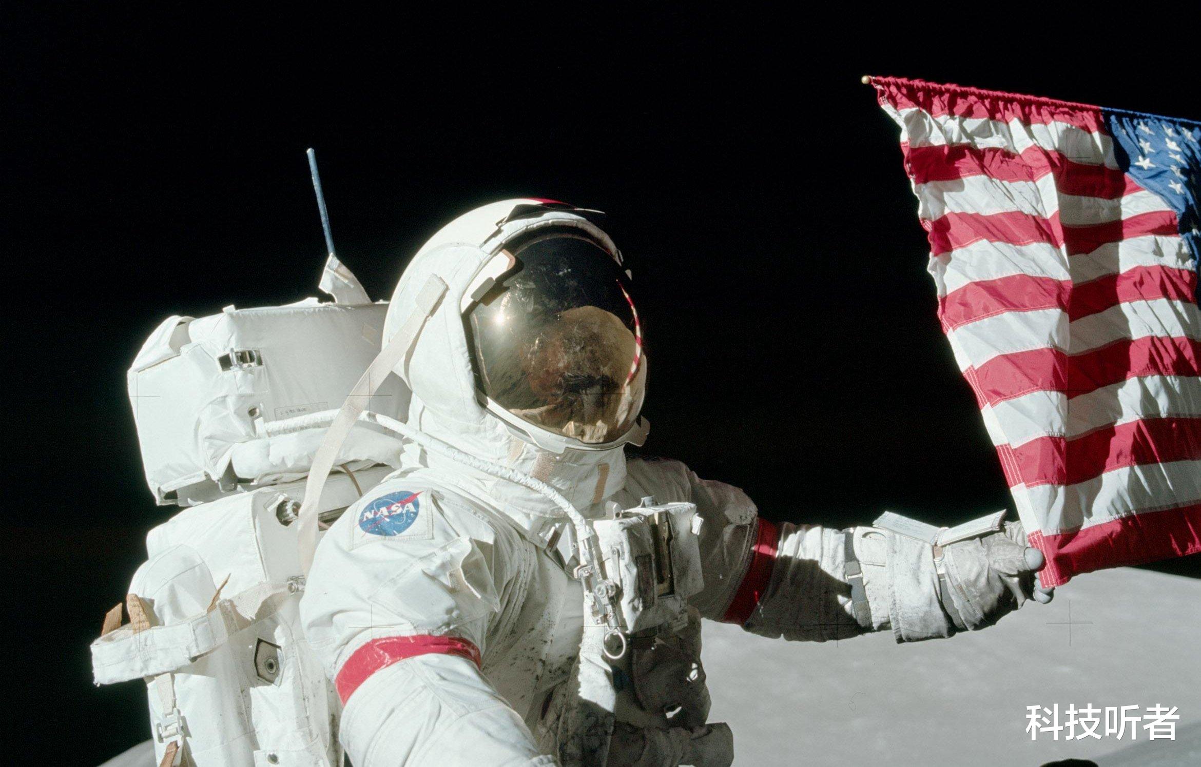 西湖 阿波罗登月时，为何美国旗飘动？有科学解释，少点阴谋论