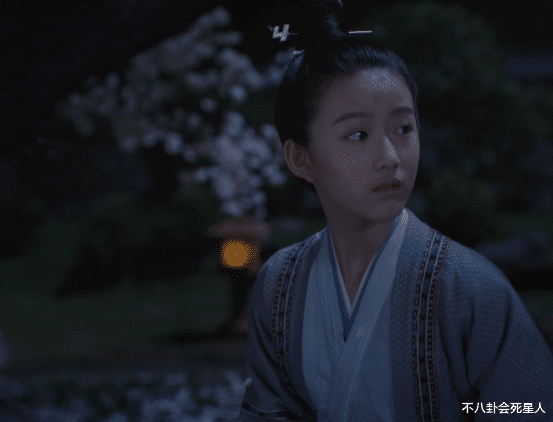 主持人|压垮杨幂新剧的不止配音，小演员惊艳又灵气，换了杨幂落差感太大