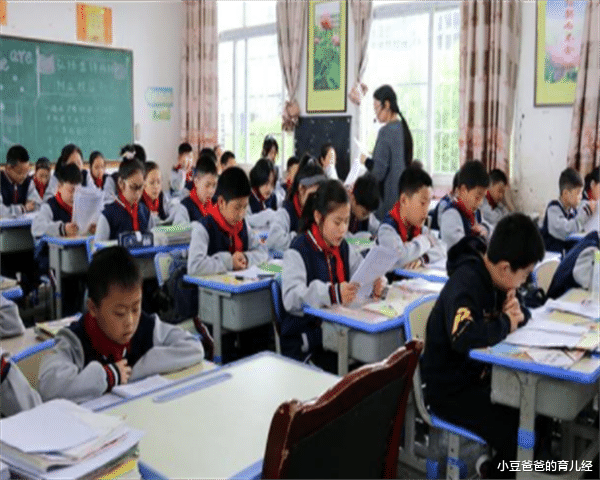 小豆爸爸的育儿经|教育部下发新通知，在9月1或将全面实行，教师们却一筹莫展