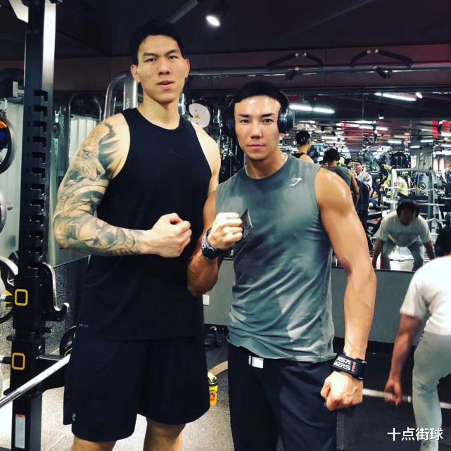 篮球|打野球年入百万是真的吗?曾拒绝CBA的中国野球第一人,开球馆了