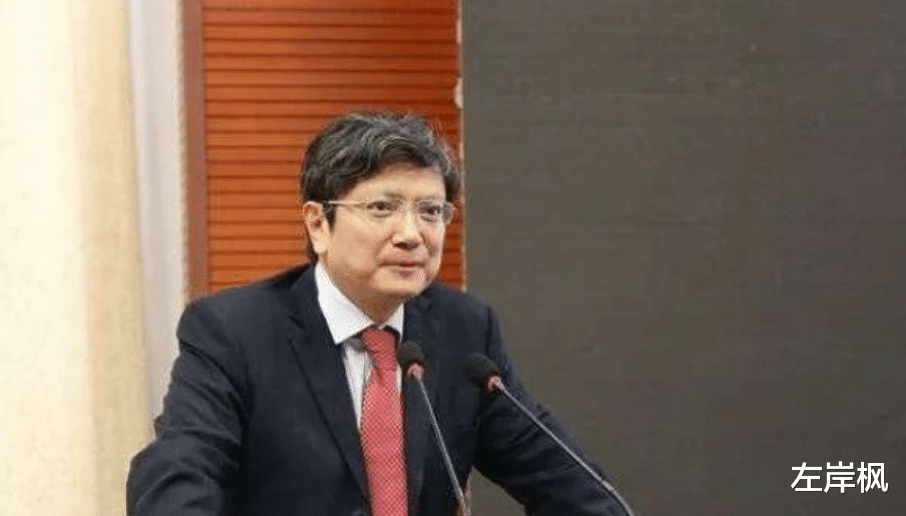 |郑强教授：易中天什么人，我能和他坐一起？