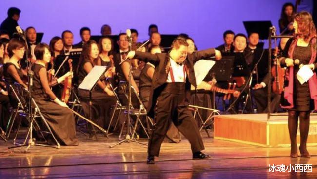 袁泉|“天才指挥家”舟舟:爆红背后是一场资本骗局