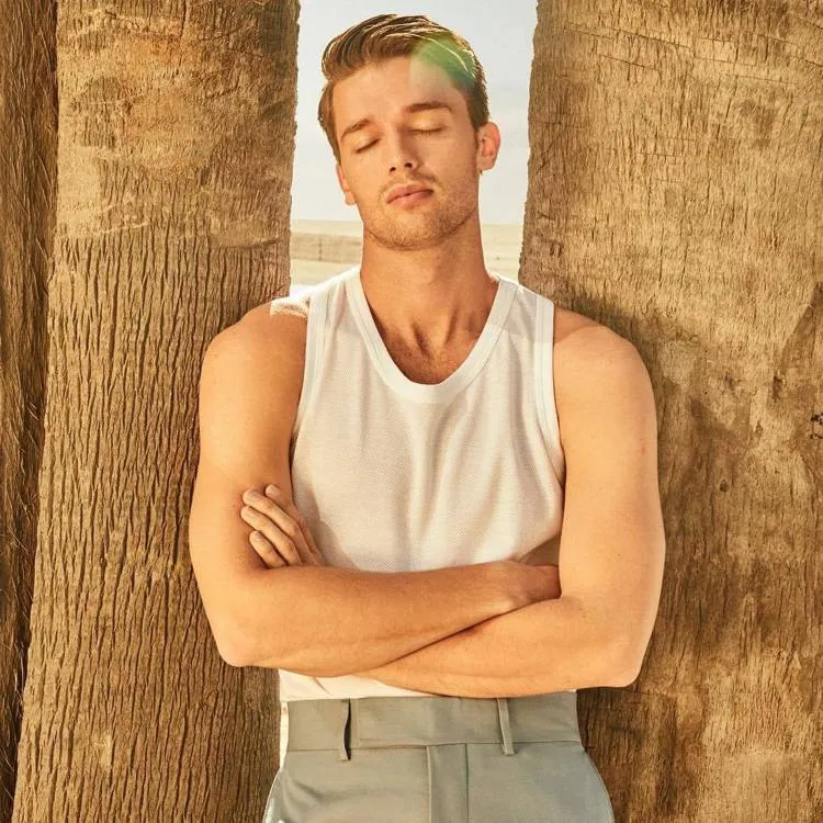 白梦妍|施瓦辛格儿子遗传成功帅气依旧！网友：王子殿下无疑！