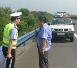 湛江生活网 黑心车！一老伯坐湛江一辆顺风车回家，开车半路司机让老伯下车了.....