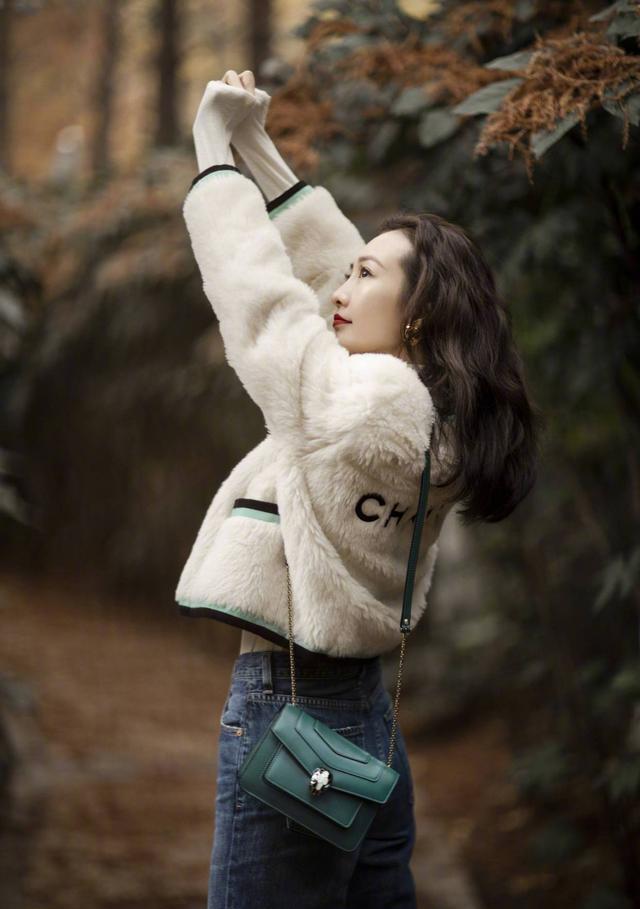 王鸥|王鸥16年前青涩照曝光！身材火辣气质佳，却被嘲太黑像凤姐