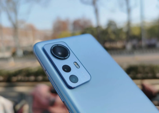 Google|雷军认真了,小米12不仅现货,首发价还降了