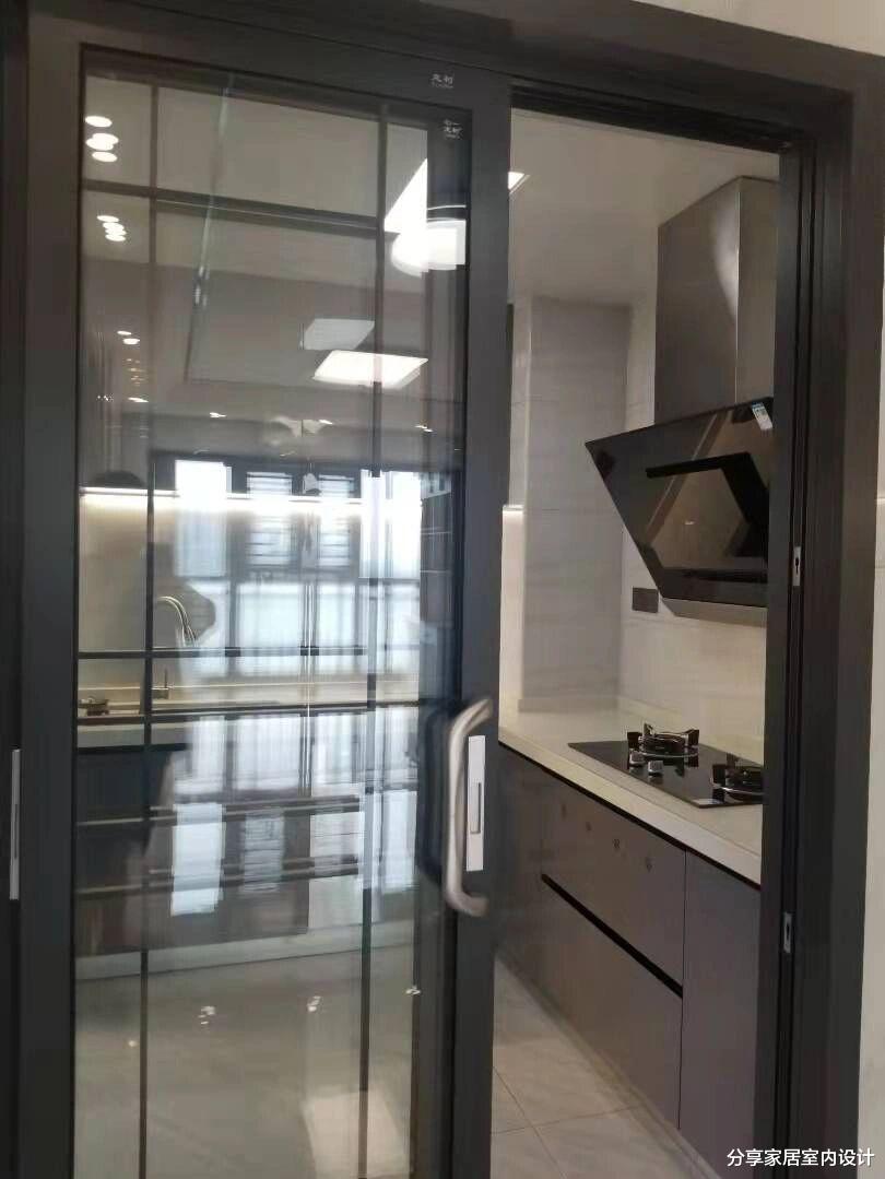 |她家装修一年，单单硬装花了20万，还没布置家具家电，先分享一下