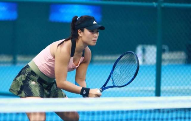 韓馨蘊(yùn)|57分鐘速勝！韓馨蘊(yùn)時(shí)隔2年重返巡回賽，輕松橫掃晉級約戰(zhàn)張帥！