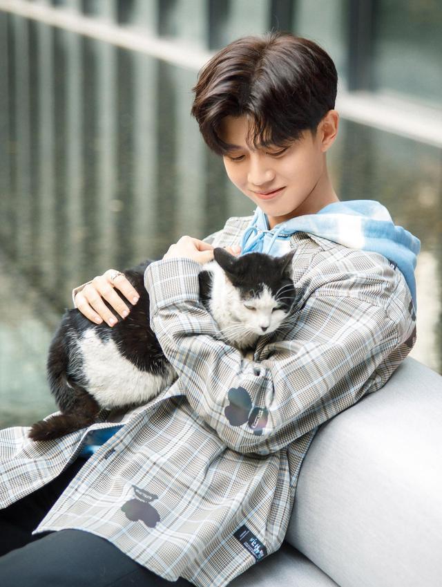 陆绎|奶爸陆绎的甜宠，他对儿子的爱，不比今夏少