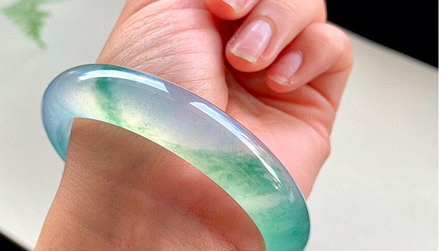 翡翠|被遗忘的翡翠，通过长时间被人挖掘，反之价值逐渐上升