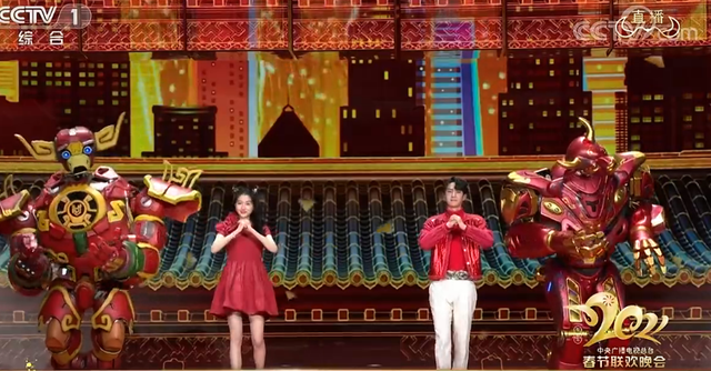赵丽颖|刘德华全息投影登春晚！边唱边跳表演恭喜发财，60岁状态似小伙