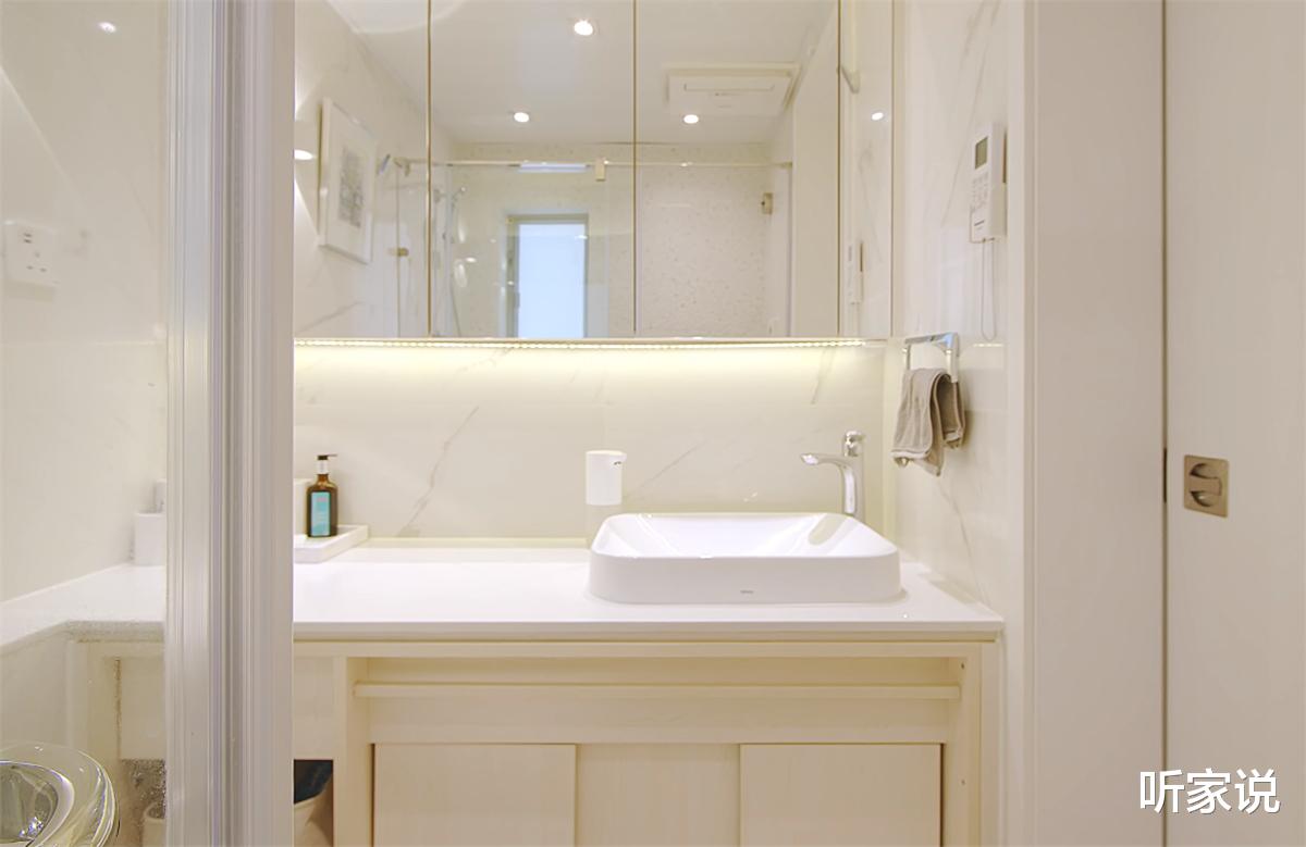 香港80后夫妻买下45㎡小家，搭起地台将两室变三室，网友：真的服