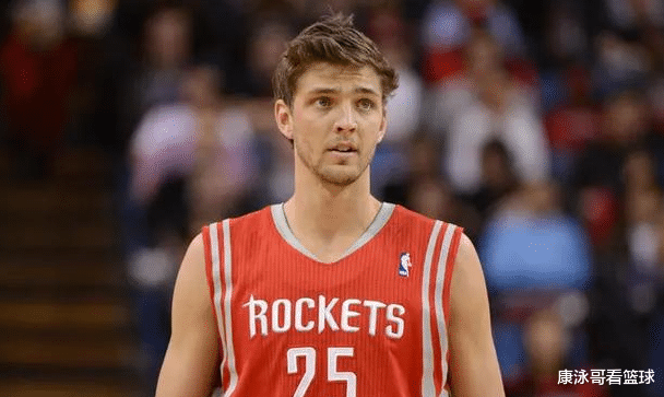 波特|刚签2.05亿美金顶薪！只打9场赛季报销，NBA历史最大垃圾合同诞生