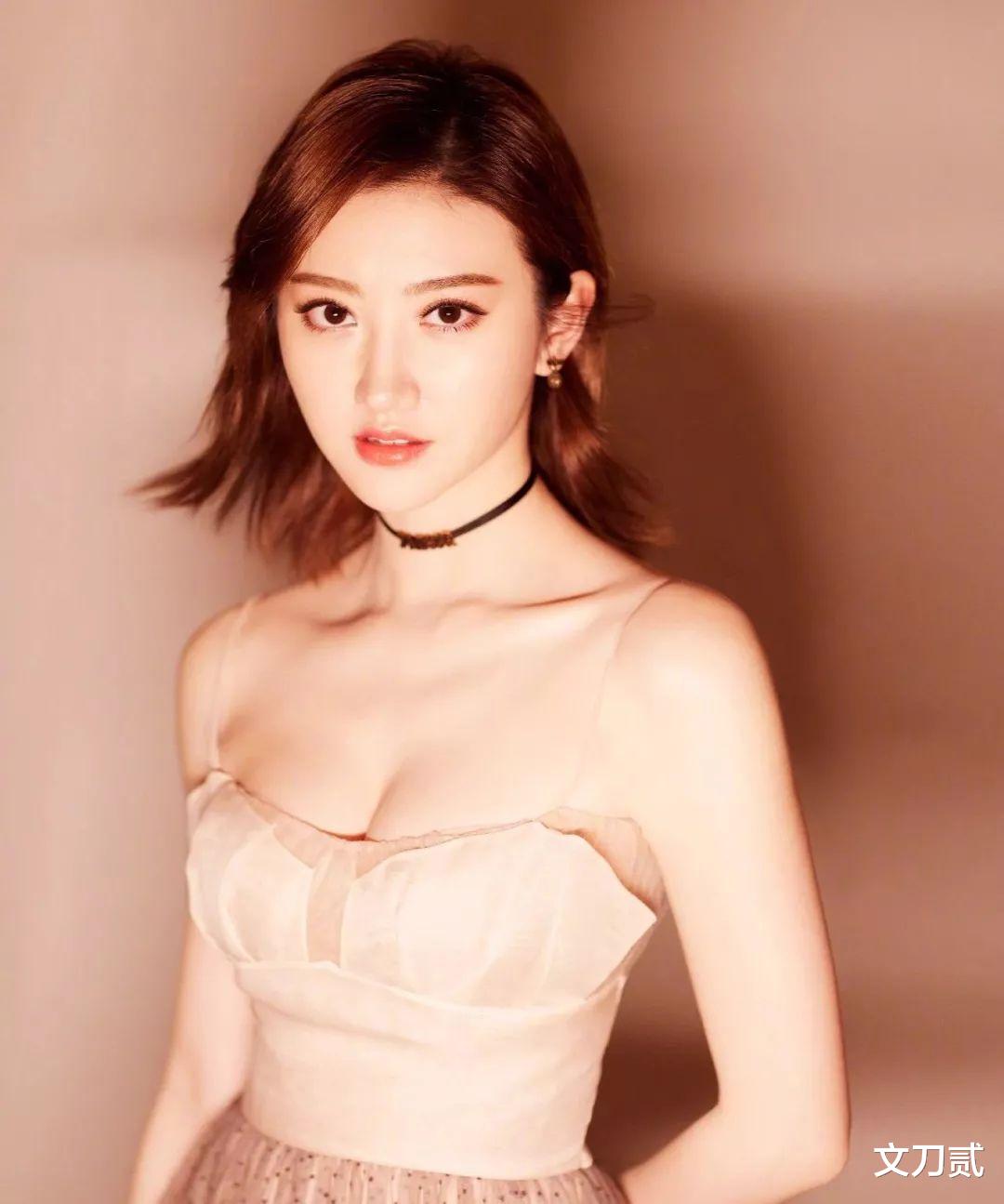 景甜|景甜背后的金主之谜，时间回到10年前，各种谣言不攻自破