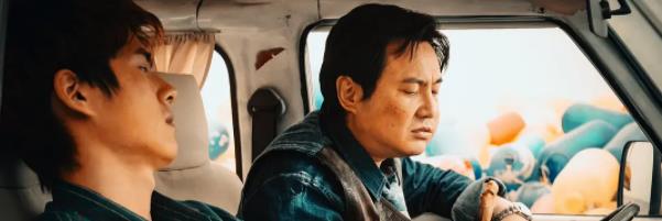 易烊千玺|2022春节档电影，易烊千玺、刘昊然神仙打架，看班底前者就赢了？