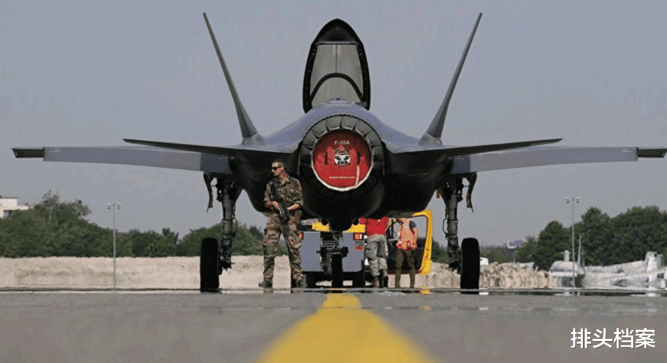 F-35|英军驾驶F35B坠毁，或与俄罗斯有关？美军F35飞行员曾被苏30压制