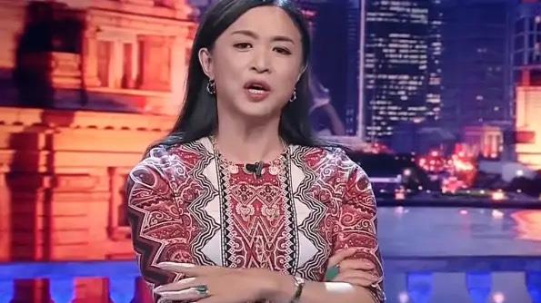 娱乐圈|娱乐圈的走红毯事件很多，女明星都是抢着走20米的地毯走5分钟