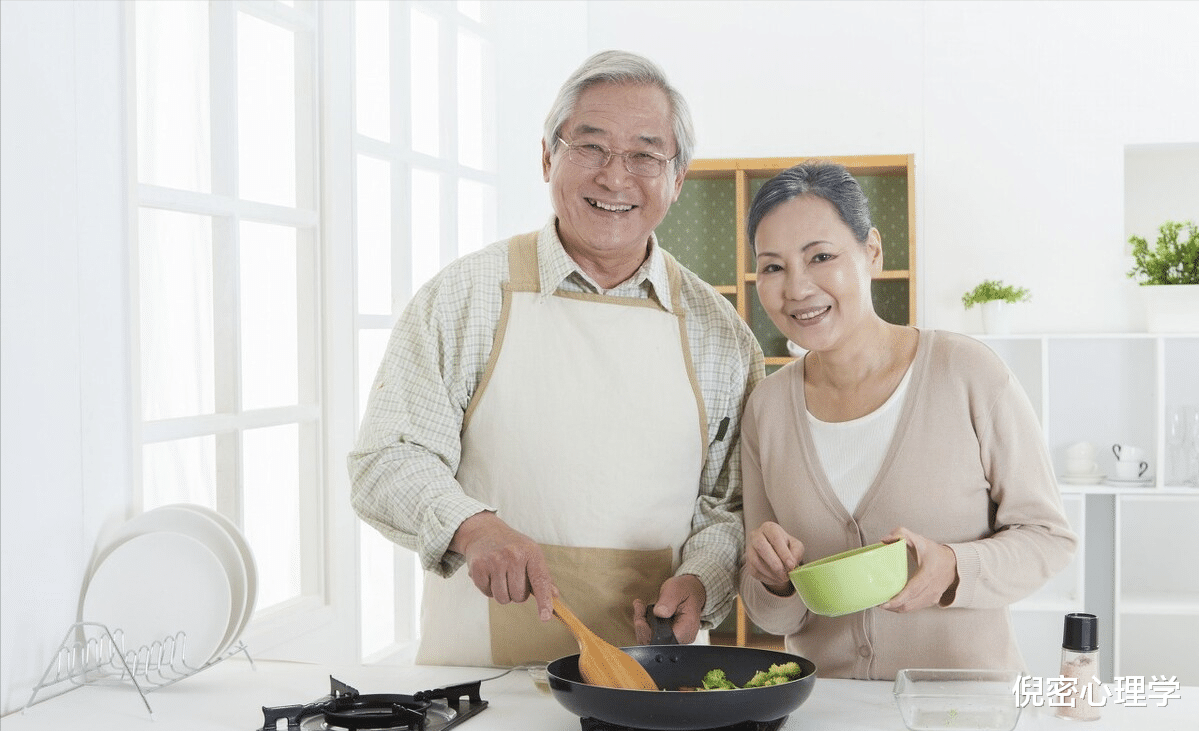 倪密心理学 家有长寿老人，对子女是福还是祸？一位70岁大妈说出自身经历