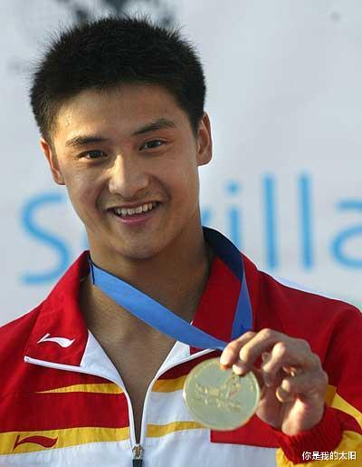 田亮|田亮与郭晶晶相恋十年，两人是否同居？听听霍启刚咋说