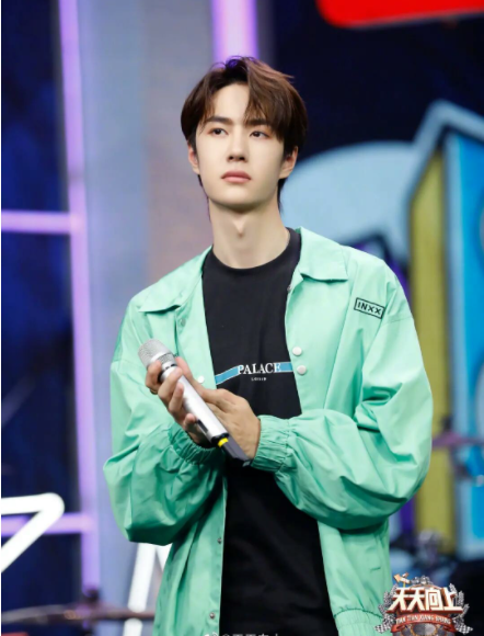 中国好声音2013|张若昀主持文联春晚!网友疑似替湖南卫视叫屈:有主持人证吗