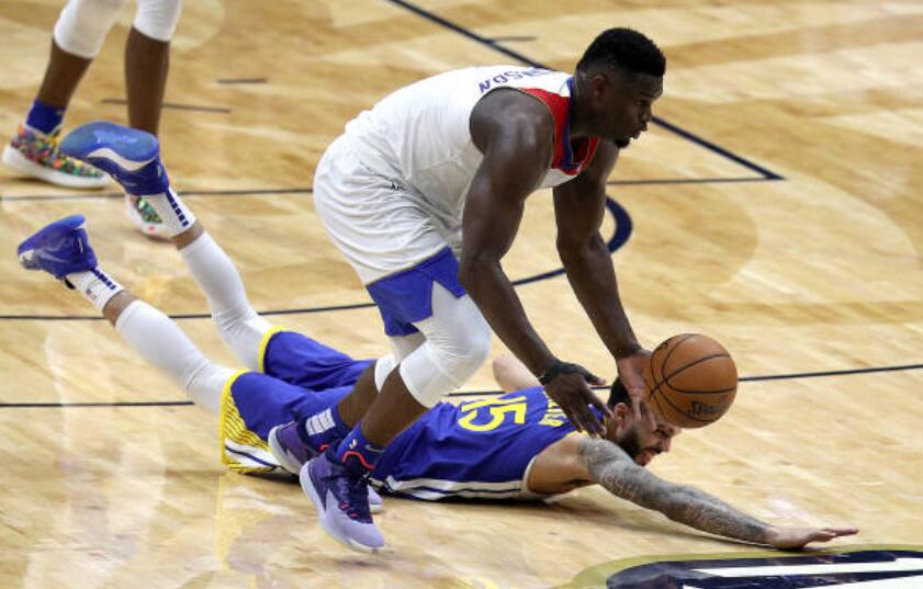 蔡恩·威廉森|季后赛梦碎！锡安骨折无限期休战，受伤过程曝光，格里芬愤怒回应