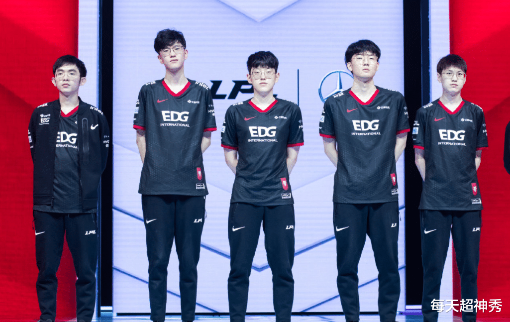 faker|全球总决赛将至,LCK发布会上演,Faker扣马的对话感人至深