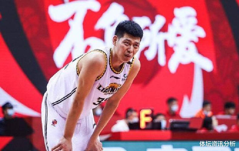 山东男篮|徐长锁推翻巩晓彬体系，双赢变成了单输，山东球迷：还我巩晓彬